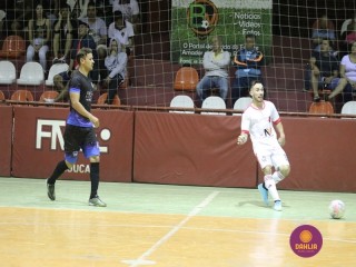 
<a style='margin-left: 5px;' class='btn btn-xs btn-social btn-facebook' href='https://www.facebook.com/sharer/sharer.php?u=https://ko-boladovale.web.getmuller.com.br/imgs/800-800-90/conteudo/fotos/1297/img5465.jpg' rel='popup' data-width='500' data-height='400'><i class='fa fa-facebook'></i>Compartilhar <span class='hidden-xs'>no Facebook</span>
</a> 
<a class='btn btn-default btn-xs' target='_blank' href='imgs/800-800-90/conteudo/fotos/1297/img5465.jpg'>
<span class='glyphicon glyphicon-cloud-download'></span> Salvar
</a> 
<span></span>