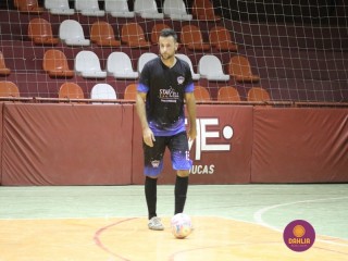 
<a style='margin-left: 5px;' class='btn btn-xs btn-social btn-facebook' href='https://www.facebook.com/sharer/sharer.php?u=https://ko-boladovale.web.getmuller.com.br/imgs/800-800-90/conteudo/fotos/1297/img5482.jpg' rel='popup' data-width='500' data-height='400'><i class='fa fa-facebook'></i>Compartilhar <span class='hidden-xs'>no Facebook</span>
</a> 
<a class='btn btn-default btn-xs' target='_blank' href='imgs/800-800-90/conteudo/fotos/1297/img5482.jpg'>
<span class='glyphicon glyphicon-cloud-download'></span> Salvar
</a> 
<span></span>