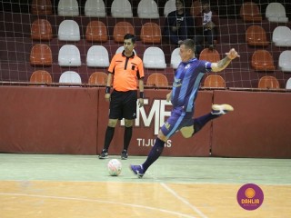 
<a style='margin-left: 5px;' class='btn btn-xs btn-social btn-facebook' href='https://www.facebook.com/sharer/sharer.php?u=https://ko-boladovale.web.getmuller.com.br/imgs/800-800-90/conteudo/fotos/1298/img5556.jpg' rel='popup' data-width='500' data-height='400'><i class='fa fa-facebook'></i>Compartilhar <span class='hidden-xs'>no Facebook</span>
</a> 
<a class='btn btn-default btn-xs' target='_blank' href='imgs/800-800-90/conteudo/fotos/1298/img5556.jpg'>
<span class='glyphicon glyphicon-cloud-download'></span> Salvar
</a> 
<span></span>