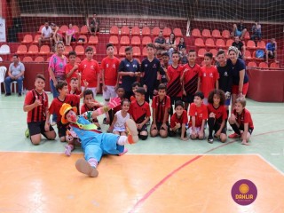 
<a style='margin-left: 5px;' class='btn btn-xs btn-social btn-facebook' href='https://www.facebook.com/sharer/sharer.php?u=https://ko-boladovale.web.getmuller.com.br/imgs/800-800-90/conteudo/fotos/1299/img5629.jpg' rel='popup' data-width='500' data-height='400'><i class='fa fa-facebook'></i>Compartilhar <span class='hidden-xs'>no Facebook</span>
</a> 
<a class='btn btn-default btn-xs' target='_blank' href='imgs/800-800-90/conteudo/fotos/1299/img5629.jpg'>
<span class='glyphicon glyphicon-cloud-download'></span> Salvar
</a> 
<span></span>