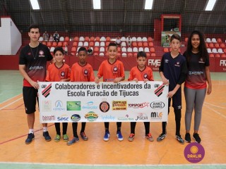 
<a style='margin-left: 5px;' class='btn btn-xs btn-social btn-facebook' href='https://www.facebook.com/sharer/sharer.php?u=https://ko-boladovale.web.getmuller.com.br/imgs/800-800-90/conteudo/fotos/1299/img5636.jpg' rel='popup' data-width='500' data-height='400'><i class='fa fa-facebook'></i>Compartilhar <span class='hidden-xs'>no Facebook</span>
</a> 
<a class='btn btn-default btn-xs' target='_blank' href='imgs/800-800-90/conteudo/fotos/1299/img5636.jpg'>
<span class='glyphicon glyphicon-cloud-download'></span> Salvar
</a> 
<span></span>