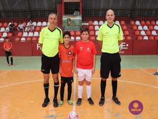 
<a style='margin-left: 5px;' class='btn btn-xs btn-social btn-facebook' href='https://www.facebook.com/sharer/sharer.php?u=https://ko-boladovale.web.getmuller.com.br/imgs/800-800-90/conteudo/fotos/1299/img5638.jpg' rel='popup' data-width='500' data-height='400'><i class='fa fa-facebook'></i>Compartilhar <span class='hidden-xs'>no Facebook</span>
</a> 
<a class='btn btn-default btn-xs' target='_blank' href='imgs/800-800-90/conteudo/fotos/1299/img5638.jpg'>
<span class='glyphicon glyphicon-cloud-download'></span> Salvar
</a> 
<span></span>