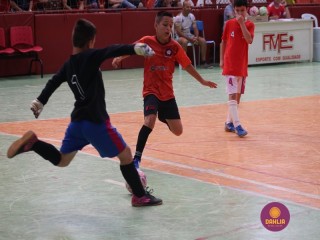 
<a style='margin-left: 5px;' class='btn btn-xs btn-social btn-facebook' href='https://www.facebook.com/sharer/sharer.php?u=https://ko-boladovale.web.getmuller.com.br/imgs/800-800-90/conteudo/fotos/1299/img5655.jpg' rel='popup' data-width='500' data-height='400'><i class='fa fa-facebook'></i>Compartilhar <span class='hidden-xs'>no Facebook</span>
</a> 
<a class='btn btn-default btn-xs' target='_blank' href='imgs/800-800-90/conteudo/fotos/1299/img5655.jpg'>
<span class='glyphicon glyphicon-cloud-download'></span> Salvar
</a> 
<span></span>