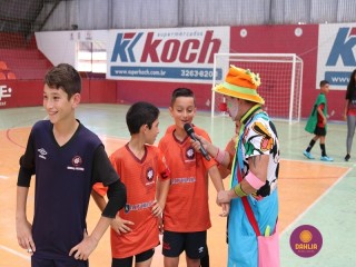 
<a style='margin-left: 5px;' class='btn btn-xs btn-social btn-facebook' href='https://www.facebook.com/sharer/sharer.php?u=https://ko-boladovale.web.getmuller.com.br/imgs/800-800-90/conteudo/fotos/1299/img5670.jpg' rel='popup' data-width='500' data-height='400'><i class='fa fa-facebook'></i>Compartilhar <span class='hidden-xs'>no Facebook</span>
</a> 
<a class='btn btn-default btn-xs' target='_blank' href='imgs/800-800-90/conteudo/fotos/1299/img5670.jpg'>
<span class='glyphicon glyphicon-cloud-download'></span> Salvar
</a> 
<span></span>