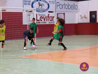 
<a style='margin-left: 5px;' class='btn btn-xs btn-social btn-facebook' href='https://www.facebook.com/sharer/sharer.php?u=https://ko-boladovale.web.getmuller.com.br/imgs/800-800-90/conteudo/fotos/1299/img6928.jpg' rel='popup' data-width='500' data-height='400'><i class='fa fa-facebook'></i>Compartilhar <span class='hidden-xs'>no Facebook</span>
</a> 
<a class='btn btn-default btn-xs' target='_blank' href='imgs/800-800-90/conteudo/fotos/1299/img6928.jpg'>
<span class='glyphicon glyphicon-cloud-download'></span> Salvar
</a> 
<span></span>