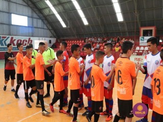 
<a style='margin-left: 5px;' class='btn btn-xs btn-social btn-facebook' href='https://www.facebook.com/sharer/sharer.php?u=https://ko-boladovale.web.getmuller.com.br/imgs/800-800-90/conteudo/fotos/1301/img7485.jpg' rel='popup' data-width='500' data-height='400'><i class='fa fa-facebook'></i>Compartilhar <span class='hidden-xs'>no Facebook</span>
</a> 
<a class='btn btn-default btn-xs' target='_blank' href='imgs/800-800-90/conteudo/fotos/1301/img7485.jpg'>
<span class='glyphicon glyphicon-cloud-download'></span> Salvar
</a> 
<span></span>