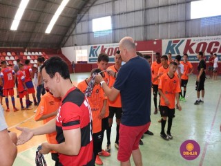 
<a style='margin-left: 5px;' class='btn btn-xs btn-social btn-facebook' href='https://www.facebook.com/sharer/sharer.php?u=https://ko-boladovale.web.getmuller.com.br/imgs/800-800-90/conteudo/fotos/1302/img7616.jpg' rel='popup' data-width='500' data-height='400'><i class='fa fa-facebook'></i>Compartilhar <span class='hidden-xs'>no Facebook</span>
</a> 
<a class='btn btn-default btn-xs' target='_blank' href='imgs/800-800-90/conteudo/fotos/1302/img7616.jpg'>
<span class='glyphicon glyphicon-cloud-download'></span> Salvar
</a> 
<span></span>