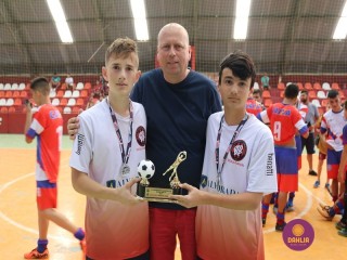 
<a style='margin-left: 5px;' class='btn btn-xs btn-social btn-facebook' href='https://www.facebook.com/sharer/sharer.php?u=https://ko-boladovale.web.getmuller.com.br/imgs/800-800-90/conteudo/fotos/1302/img7633.jpg' rel='popup' data-width='500' data-height='400'><i class='fa fa-facebook'></i>Compartilhar <span class='hidden-xs'>no Facebook</span>
</a> 
<a class='btn btn-default btn-xs' target='_blank' href='imgs/800-800-90/conteudo/fotos/1302/img7633.jpg'>
<span class='glyphicon glyphicon-cloud-download'></span> Salvar
</a> 
<span></span>