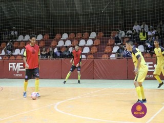 
<a style='margin-left: 5px;' class='btn btn-xs btn-social btn-facebook' href='https://www.facebook.com/sharer/sharer.php?u=https://ko-boladovale.web.getmuller.com.br/imgs/800-800-90/conteudo/fotos/1305/img7850.jpg' rel='popup' data-width='500' data-height='400'><i class='fa fa-facebook'></i>Compartilhar <span class='hidden-xs'>no Facebook</span>
</a> 
<a class='btn btn-default btn-xs' target='_blank' href='imgs/800-800-90/conteudo/fotos/1305/img7850.jpg'>
<span class='glyphicon glyphicon-cloud-download'></span> Salvar
</a> 
<span></span>