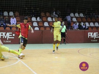 
<a style='margin-left: 5px;' class='btn btn-xs btn-social btn-facebook' href='https://www.facebook.com/sharer/sharer.php?u=https://ko-boladovale.web.getmuller.com.br/imgs/800-800-90/conteudo/fotos/1305/img7853.jpg' rel='popup' data-width='500' data-height='400'><i class='fa fa-facebook'></i>Compartilhar <span class='hidden-xs'>no Facebook</span>
</a> 
<a class='btn btn-default btn-xs' target='_blank' href='imgs/800-800-90/conteudo/fotos/1305/img7853.jpg'>
<span class='glyphicon glyphicon-cloud-download'></span> Salvar
</a> 
<span></span>