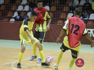 
<a style='margin-left: 5px;' class='btn btn-xs btn-social btn-facebook' href='https://www.facebook.com/sharer/sharer.php?u=https://ko-boladovale.web.getmuller.com.br/imgs/800-800-90/conteudo/fotos/1305/img7870.jpg' rel='popup' data-width='500' data-height='400'><i class='fa fa-facebook'></i>Compartilhar <span class='hidden-xs'>no Facebook</span>
</a> 
<a class='btn btn-default btn-xs' target='_blank' href='imgs/800-800-90/conteudo/fotos/1305/img7870.jpg'>
<span class='glyphicon glyphicon-cloud-download'></span> Salvar
</a> 
<span></span>