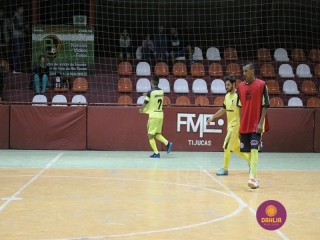 
<a style='margin-left: 5px;' class='btn btn-xs btn-social btn-facebook' href='https://www.facebook.com/sharer/sharer.php?u=https://ko-boladovale.web.getmuller.com.br/imgs/800-800-90/conteudo/fotos/1305/img7901.jpg' rel='popup' data-width='500' data-height='400'><i class='fa fa-facebook'></i>Compartilhar <span class='hidden-xs'>no Facebook</span>
</a> 
<a class='btn btn-default btn-xs' target='_blank' href='imgs/800-800-90/conteudo/fotos/1305/img7901.jpg'>
<span class='glyphicon glyphicon-cloud-download'></span> Salvar
</a> 
<span></span>