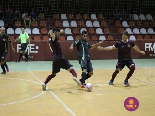 
<a style='margin-left: 5px;' class='btn btn-xs btn-social btn-facebook' href='https://www.facebook.com/sharer/sharer.php?u=https://ko-boladovale.web.getmuller.com.br/imgs/800-800-90/conteudo/fotos/1309/img8275.jpg' rel='popup' data-width='500' data-height='400'><i class='fa fa-facebook'></i>Compartilhar <span class='hidden-xs'>no Facebook</span>
</a> 
<a class='btn btn-default btn-xs' target='_blank' href='imgs/800-800-90/conteudo/fotos/1309/img8275.jpg'>
<span class='glyphicon glyphicon-cloud-download'></span> Salvar
</a> 
<span></span>