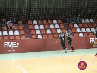 
<a style='margin-left: 5px;' class='btn btn-xs btn-social btn-facebook' href='https://www.facebook.com/sharer/sharer.php?u=https://ko-boladovale.web.getmuller.com.br/imgs/800-800-90/conteudo/fotos/1309/img8284.jpg' rel='popup' data-width='500' data-height='400'><i class='fa fa-facebook'></i>Compartilhar <span class='hidden-xs'>no Facebook</span>
</a> 
<a class='btn btn-default btn-xs' target='_blank' href='imgs/800-800-90/conteudo/fotos/1309/img8284.jpg'>
<span class='glyphicon glyphicon-cloud-download'></span> Salvar
</a> 
<span></span>