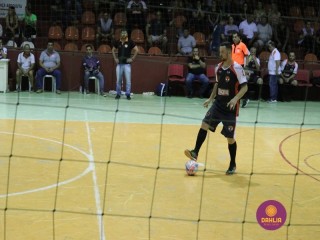 
<a style='margin-left: 5px;' class='btn btn-xs btn-social btn-facebook' href='https://www.facebook.com/sharer/sharer.php?u=https://ko-boladovale.web.getmuller.com.br/imgs/800-800-90/conteudo/fotos/1313/img8639.jpg' rel='popup' data-width='500' data-height='400'><i class='fa fa-facebook'></i>Compartilhar <span class='hidden-xs'>no Facebook</span>
</a> 
<a class='btn btn-default btn-xs' target='_blank' href='imgs/800-800-90/conteudo/fotos/1313/img8639.jpg'>
<span class='glyphicon glyphicon-cloud-download'></span> Salvar
</a> 
<span></span>