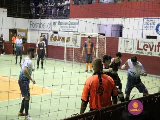 
<a style='margin-left: 5px;' class='btn btn-xs btn-social btn-facebook' href='https://www.facebook.com/sharer/sharer.php?u=https://ko-boladovale.web.getmuller.com.br/imgs/800-800-90/conteudo/fotos/1313/img8641.jpg' rel='popup' data-width='500' data-height='400'><i class='fa fa-facebook'></i>Compartilhar <span class='hidden-xs'>no Facebook</span>
</a> 
<a class='btn btn-default btn-xs' target='_blank' href='imgs/800-800-90/conteudo/fotos/1313/img8641.jpg'>
<span class='glyphicon glyphicon-cloud-download'></span> Salvar
</a> 
<span></span>