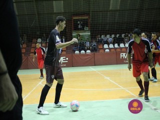 
<a style='margin-left: 5px;' class='btn btn-xs btn-social btn-facebook' href='https://www.facebook.com/sharer/sharer.php?u=https://ko-boladovale.web.getmuller.com.br/imgs/800-800-90/conteudo/fotos/1315/img7706.jpg' rel='popup' data-width='500' data-height='400'><i class='fa fa-facebook'></i>Compartilhar <span class='hidden-xs'>no Facebook</span>
</a> 
<a class='btn btn-default btn-xs' target='_blank' href='imgs/800-800-90/conteudo/fotos/1315/img7706.jpg'>
<span class='glyphicon glyphicon-cloud-download'></span> Salvar
</a> 
<span></span>