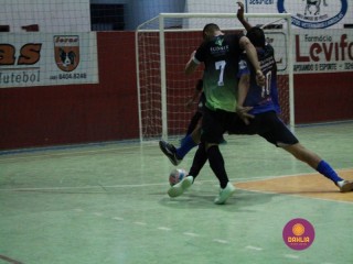 
<a style='margin-left: 5px;' class='btn btn-xs btn-social btn-facebook' href='https://www.facebook.com/sharer/sharer.php?u=https://ko-boladovale.web.getmuller.com.br/imgs/800-800-90/conteudo/fotos/1316/img7828.jpg' rel='popup' data-width='500' data-height='400'><i class='fa fa-facebook'></i>Compartilhar <span class='hidden-xs'>no Facebook</span>
</a> 
<a class='btn btn-default btn-xs' target='_blank' href='imgs/800-800-90/conteudo/fotos/1316/img7828.jpg'>
<span class='glyphicon glyphicon-cloud-download'></span> Salvar
</a> 
<span></span>