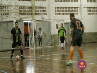 
<a style='margin-left: 5px;' class='btn btn-xs btn-social btn-facebook' href='https://www.facebook.com/sharer/sharer.php?u=https://ko-boladovale.web.getmuller.com.br/imgs/800-800-90/conteudo/fotos/1317/mg9011.jpg' rel='popup' data-width='500' data-height='400'><i class='fa fa-facebook'></i>Compartilhar <span class='hidden-xs'>no Facebook</span>
</a> 
<a class='btn btn-default btn-xs' target='_blank' href='imgs/800-800-90/conteudo/fotos/1317/mg9011.jpg'>
<span class='glyphicon glyphicon-cloud-download'></span> Salvar
</a> 
<span></span>