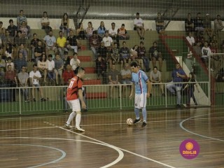 
<a style='margin-left: 5px;' class='btn btn-xs btn-social btn-facebook' href='https://www.facebook.com/sharer/sharer.php?u=https://ko-boladovale.web.getmuller.com.br/imgs/800-800-90/conteudo/fotos/1318/mg9117.jpg' rel='popup' data-width='500' data-height='400'><i class='fa fa-facebook'></i>Compartilhar <span class='hidden-xs'>no Facebook</span>
</a> 
<a class='btn btn-default btn-xs' target='_blank' href='imgs/800-800-90/conteudo/fotos/1318/mg9117.jpg'>
<span class='glyphicon glyphicon-cloud-download'></span> Salvar
</a> 
<span></span>