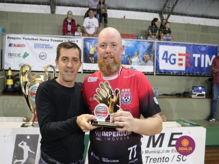 
<a style='margin-left: 5px;' class='btn btn-xs btn-social btn-facebook' href='https://www.facebook.com/sharer/sharer.php?u=https://ko-boladovale.web.getmuller.com.br/imgs/800-800-90/conteudo/fotos/1319/img9287.jpg' rel='popup' data-width='500' data-height='400'><i class='fa fa-facebook'></i>Compartilhar <span class='hidden-xs'>no Facebook</span>
</a> 
<a class='btn btn-default btn-xs' target='_blank' href='imgs/800-800-90/conteudo/fotos/1319/img9287.jpg'>
<span class='glyphicon glyphicon-cloud-download'></span> Salvar
</a> 
<span></span>