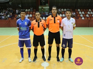 
<a style='margin-left: 5px;' class='btn btn-xs btn-social btn-facebook' href='https://www.facebook.com/sharer/sharer.php?u=https://ko-boladovale.web.getmuller.com.br/imgs/800-800-90/conteudo/fotos/1320/img9349.jpg' rel='popup' data-width='500' data-height='400'><i class='fa fa-facebook'></i>Compartilhar <span class='hidden-xs'>no Facebook</span>
</a> 
<a class='btn btn-default btn-xs' target='_blank' href='imgs/800-800-90/conteudo/fotos/1320/img9349.jpg'>
<span class='glyphicon glyphicon-cloud-download'></span> Salvar
</a> 
<span></span>