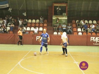 
<a style='margin-left: 5px;' class='btn btn-xs btn-social btn-facebook' href='https://www.facebook.com/sharer/sharer.php?u=https://ko-boladovale.web.getmuller.com.br/imgs/800-800-90/conteudo/fotos/1320/mg9357.jpg' rel='popup' data-width='500' data-height='400'><i class='fa fa-facebook'></i>Compartilhar <span class='hidden-xs'>no Facebook</span>
</a> 
<a class='btn btn-default btn-xs' target='_blank' href='imgs/800-800-90/conteudo/fotos/1320/mg9357.jpg'>
<span class='glyphicon glyphicon-cloud-download'></span> Salvar
</a> 
<span></span>