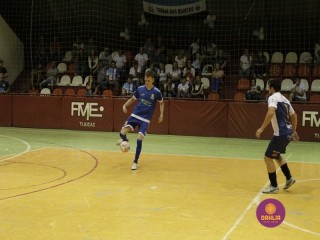 
<a style='margin-left: 5px;' class='btn btn-xs btn-social btn-facebook' href='https://www.facebook.com/sharer/sharer.php?u=https://ko-boladovale.web.getmuller.com.br/imgs/800-800-90/conteudo/fotos/1320/mg9382.jpg' rel='popup' data-width='500' data-height='400'><i class='fa fa-facebook'></i>Compartilhar <span class='hidden-xs'>no Facebook</span>
</a> 
<a class='btn btn-default btn-xs' target='_blank' href='imgs/800-800-90/conteudo/fotos/1320/mg9382.jpg'>
<span class='glyphicon glyphicon-cloud-download'></span> Salvar
</a> 
<span></span>