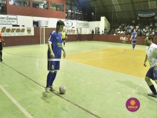 
<a style='margin-left: 5px;' class='btn btn-xs btn-social btn-facebook' href='https://www.facebook.com/sharer/sharer.php?u=https://ko-boladovale.web.getmuller.com.br/imgs/800-800-90/conteudo/fotos/1320/mg9383.jpg' rel='popup' data-width='500' data-height='400'><i class='fa fa-facebook'></i>Compartilhar <span class='hidden-xs'>no Facebook</span>
</a> 
<a class='btn btn-default btn-xs' target='_blank' href='imgs/800-800-90/conteudo/fotos/1320/mg9383.jpg'>
<span class='glyphicon glyphicon-cloud-download'></span> Salvar
</a> 
<span></span>