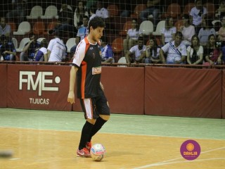 
<a style='margin-left: 5px;' class='btn btn-xs btn-social btn-facebook' href='https://www.facebook.com/sharer/sharer.php?u=https://ko-boladovale.web.getmuller.com.br/imgs/800-800-90/conteudo/fotos/1321/img9428.jpg' rel='popup' data-width='500' data-height='400'><i class='fa fa-facebook'></i>Compartilhar <span class='hidden-xs'>no Facebook</span>
</a> 
<a class='btn btn-default btn-xs' target='_blank' href='imgs/800-800-90/conteudo/fotos/1321/img9428.jpg'>
<span class='glyphicon glyphicon-cloud-download'></span> Salvar
</a> 
<span></span>