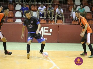 
<a style='margin-left: 5px;' class='btn btn-xs btn-social btn-facebook' href='https://www.facebook.com/sharer/sharer.php?u=https://ko-boladovale.web.getmuller.com.br/imgs/800-800-90/conteudo/fotos/1321/img9447.jpg' rel='popup' data-width='500' data-height='400'><i class='fa fa-facebook'></i>Compartilhar <span class='hidden-xs'>no Facebook</span>
</a> 
<a class='btn btn-default btn-xs' target='_blank' href='imgs/800-800-90/conteudo/fotos/1321/img9447.jpg'>
<span class='glyphicon glyphicon-cloud-download'></span> Salvar
</a> 
<span></span>