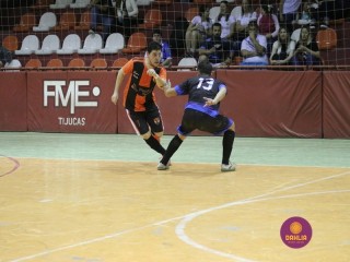 
<a style='margin-left: 5px;' class='btn btn-xs btn-social btn-facebook' href='https://www.facebook.com/sharer/sharer.php?u=https://ko-boladovale.web.getmuller.com.br/imgs/800-800-90/conteudo/fotos/1321/img9468.jpg' rel='popup' data-width='500' data-height='400'><i class='fa fa-facebook'></i>Compartilhar <span class='hidden-xs'>no Facebook</span>
</a> 
<a class='btn btn-default btn-xs' target='_blank' href='imgs/800-800-90/conteudo/fotos/1321/img9468.jpg'>
<span class='glyphicon glyphicon-cloud-download'></span> Salvar
</a> 
<span></span>