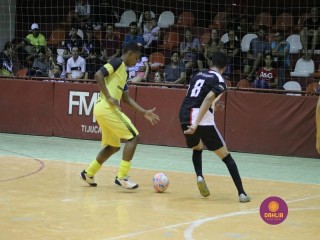 
<a style='margin-left: 5px;' class='btn btn-xs btn-social btn-facebook' href='https://www.facebook.com/sharer/sharer.php?u=https://ko-boladovale.web.getmuller.com.br/imgs/800-800-90/conteudo/fotos/1322/img9557.jpg' rel='popup' data-width='500' data-height='400'><i class='fa fa-facebook'></i>Compartilhar <span class='hidden-xs'>no Facebook</span>
</a> 
<a class='btn btn-default btn-xs' target='_blank' href='imgs/800-800-90/conteudo/fotos/1322/img9557.jpg'>
<span class='glyphicon glyphicon-cloud-download'></span> Salvar
</a> 
<span></span>