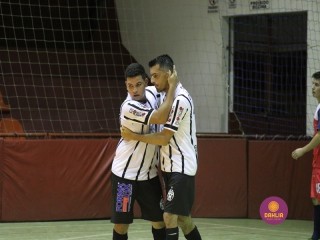 
<a style='margin-left: 5px;' class='btn btn-xs btn-social btn-facebook' href='https://www.facebook.com/sharer/sharer.php?u=https://ko-boladovale.web.getmuller.com.br/imgs/800-800-90/conteudo/fotos/1323/img9711.jpg' rel='popup' data-width='500' data-height='400'><i class='fa fa-facebook'></i>Compartilhar <span class='hidden-xs'>no Facebook</span>
</a> 
<a class='btn btn-default btn-xs' target='_blank' href='imgs/800-800-90/conteudo/fotos/1323/img9711.jpg'>
<span class='glyphicon glyphicon-cloud-download'></span> Salvar
</a> 
<span></span>