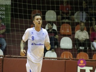 
<a style='margin-left: 5px;' class='btn btn-xs btn-social btn-facebook' href='https://www.facebook.com/sharer/sharer.php?u=https://ko-boladovale.web.getmuller.com.br/imgs/800-800-90/conteudo/fotos/1324/img9765.jpg' rel='popup' data-width='500' data-height='400'><i class='fa fa-facebook'></i>Compartilhar <span class='hidden-xs'>no Facebook</span>
</a> 
<a class='btn btn-default btn-xs' target='_blank' href='imgs/800-800-90/conteudo/fotos/1324/img9765.jpg'>
<span class='glyphicon glyphicon-cloud-download'></span> Salvar
</a> 
<span></span>