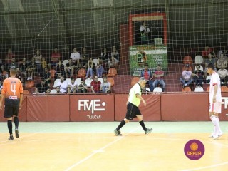 
<a style='margin-left: 5px;' class='btn btn-xs btn-social btn-facebook' href='https://www.facebook.com/sharer/sharer.php?u=https://ko-boladovale.web.getmuller.com.br/imgs/800-800-90/conteudo/fotos/1325/img9823.jpg' rel='popup' data-width='500' data-height='400'><i class='fa fa-facebook'></i>Compartilhar <span class='hidden-xs'>no Facebook</span>
</a> 
<a class='btn btn-default btn-xs' target='_blank' href='imgs/800-800-90/conteudo/fotos/1325/img9823.jpg'>
<span class='glyphicon glyphicon-cloud-download'></span> Salvar
</a> 
<span></span>