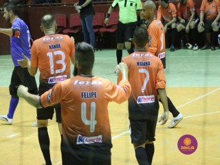 
<a style='margin-left: 5px;' class='btn btn-xs btn-social btn-facebook' href='https://www.facebook.com/sharer/sharer.php?u=https://ko-boladovale.web.getmuller.com.br/imgs/800-800-90/conteudo/fotos/1325/img9866.jpg' rel='popup' data-width='500' data-height='400'><i class='fa fa-facebook'></i>Compartilhar <span class='hidden-xs'>no Facebook</span>
</a> 
<a class='btn btn-default btn-xs' target='_blank' href='imgs/800-800-90/conteudo/fotos/1325/img9866.jpg'>
<span class='glyphicon glyphicon-cloud-download'></span> Salvar
</a> 
<span></span>