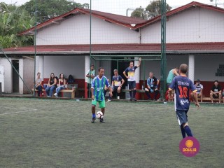 
<a style='margin-left: 5px;' class='btn btn-xs btn-social btn-facebook' href='https://www.facebook.com/sharer/sharer.php?u=https://ko-boladovale.web.getmuller.com.br/imgs/800-800-90/conteudo/fotos/1326/img0004.jpg' rel='popup' data-width='500' data-height='400'><i class='fa fa-facebook'></i>Compartilhar <span class='hidden-xs'>no Facebook</span>
</a> 
<a class='btn btn-default btn-xs' target='_blank' href='imgs/800-800-90/conteudo/fotos/1326/img0004.jpg'>
<span class='glyphicon glyphicon-cloud-download'></span> Salvar
</a> 
<span></span>