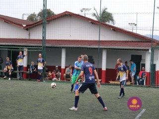 
<a style='margin-left: 5px;' class='btn btn-xs btn-social btn-facebook' href='https://www.facebook.com/sharer/sharer.php?u=https://ko-boladovale.web.getmuller.com.br/imgs/800-800-90/conteudo/fotos/1326/img0008.jpg' rel='popup' data-width='500' data-height='400'><i class='fa fa-facebook'></i>Compartilhar <span class='hidden-xs'>no Facebook</span>
</a> 
<a class='btn btn-default btn-xs' target='_blank' href='imgs/800-800-90/conteudo/fotos/1326/img0008.jpg'>
<span class='glyphicon glyphicon-cloud-download'></span> Salvar
</a> 
<span></span>