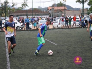 
<a style='margin-left: 5px;' class='btn btn-xs btn-social btn-facebook' href='https://www.facebook.com/sharer/sharer.php?u=https://ko-boladovale.web.getmuller.com.br/imgs/800-800-90/conteudo/fotos/1326/img0011.jpg' rel='popup' data-width='500' data-height='400'><i class='fa fa-facebook'></i>Compartilhar <span class='hidden-xs'>no Facebook</span>
</a> 
<a class='btn btn-default btn-xs' target='_blank' href='imgs/800-800-90/conteudo/fotos/1326/img0011.jpg'>
<span class='glyphicon glyphicon-cloud-download'></span> Salvar
</a> 
<span></span>