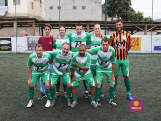 
<a style='margin-left: 5px;' class='btn btn-xs btn-social btn-facebook' href='https://www.facebook.com/sharer/sharer.php?u=https://ko-boladovale.web.getmuller.com.br/imgs/800-800-90/conteudo/fotos/1326/img0012.jpg' rel='popup' data-width='500' data-height='400'><i class='fa fa-facebook'></i>Compartilhar <span class='hidden-xs'>no Facebook</span>
</a> 
<a class='btn btn-default btn-xs' target='_blank' href='imgs/800-800-90/conteudo/fotos/1326/img0012.jpg'>
<span class='glyphicon glyphicon-cloud-download'></span> Salvar
</a> 
<span></span>