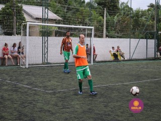 
<a style='margin-left: 5px;' class='btn btn-xs btn-social btn-facebook' href='https://www.facebook.com/sharer/sharer.php?u=https://ko-boladovale.web.getmuller.com.br/imgs/800-800-90/conteudo/fotos/1326/img0045.jpg' rel='popup' data-width='500' data-height='400'><i class='fa fa-facebook'></i>Compartilhar <span class='hidden-xs'>no Facebook</span>
</a> 
<a class='btn btn-default btn-xs' target='_blank' href='imgs/800-800-90/conteudo/fotos/1326/img0045.jpg'>
<span class='glyphicon glyphicon-cloud-download'></span> Salvar
</a> 
<span></span>