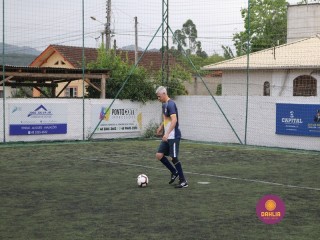 
<a style='margin-left: 5px;' class='btn btn-xs btn-social btn-facebook' href='https://www.facebook.com/sharer/sharer.php?u=https://ko-boladovale.web.getmuller.com.br/imgs/800-800-90/conteudo/fotos/1326/img9910.jpg' rel='popup' data-width='500' data-height='400'><i class='fa fa-facebook'></i>Compartilhar <span class='hidden-xs'>no Facebook</span>
</a> 
<a class='btn btn-default btn-xs' target='_blank' href='imgs/800-800-90/conteudo/fotos/1326/img9910.jpg'>
<span class='glyphicon glyphicon-cloud-download'></span> Salvar
</a> 
<span></span>