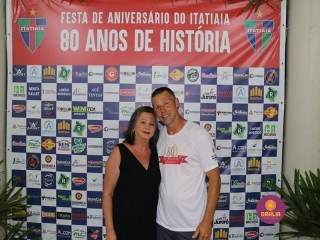 
<a style='margin-left: 5px;' class='btn btn-xs btn-social btn-facebook' href='https://www.facebook.com/sharer/sharer.php?u=https://ko-boladovale.web.getmuller.com.br/imgs/800-800-90/conteudo/fotos/1327/img0058.jpg' rel='popup' data-width='500' data-height='400'><i class='fa fa-facebook'></i>Compartilhar <span class='hidden-xs'>no Facebook</span>
</a> 
<a class='btn btn-default btn-xs' target='_blank' href='imgs/800-800-90/conteudo/fotos/1327/img0058.jpg'>
<span class='glyphicon glyphicon-cloud-download'></span> Salvar
</a> 
<span></span>