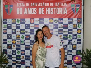 
<a style='margin-left: 5px;' class='btn btn-xs btn-social btn-facebook' href='https://www.facebook.com/sharer/sharer.php?u=https://ko-boladovale.web.getmuller.com.br/imgs/800-800-90/conteudo/fotos/1327/img0061.jpg' rel='popup' data-width='500' data-height='400'><i class='fa fa-facebook'></i>Compartilhar <span class='hidden-xs'>no Facebook</span>
</a> 
<a class='btn btn-default btn-xs' target='_blank' href='imgs/800-800-90/conteudo/fotos/1327/img0061.jpg'>
<span class='glyphicon glyphicon-cloud-download'></span> Salvar
</a> 
<span></span>