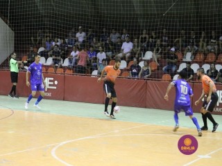 
<a style='margin-left: 5px;' class='btn btn-xs btn-social btn-facebook' href='https://www.facebook.com/sharer/sharer.php?u=https://ko-boladovale.web.getmuller.com.br/imgs/800-800-90/conteudo/fotos/1329/img1247.jpg' rel='popup' data-width='500' data-height='400'><i class='fa fa-facebook'></i>Compartilhar <span class='hidden-xs'>no Facebook</span>
</a> 
<a class='btn btn-default btn-xs' target='_blank' href='imgs/800-800-90/conteudo/fotos/1329/img1247.jpg'>
<span class='glyphicon glyphicon-cloud-download'></span> Salvar
</a> 
<span></span>