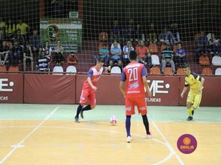 
<a style='margin-left: 5px;' class='btn btn-xs btn-social btn-facebook' href='https://www.facebook.com/sharer/sharer.php?u=https://ko-boladovale.web.getmuller.com.br/imgs/800-800-90/conteudo/fotos/1330/img1518.jpg' rel='popup' data-width='500' data-height='400'><i class='fa fa-facebook'></i>Compartilhar <span class='hidden-xs'>no Facebook</span>
</a> 
<a class='btn btn-default btn-xs' target='_blank' href='imgs/800-800-90/conteudo/fotos/1330/img1518.jpg'>
<span class='glyphicon glyphicon-cloud-download'></span> Salvar
</a> 
<span></span>