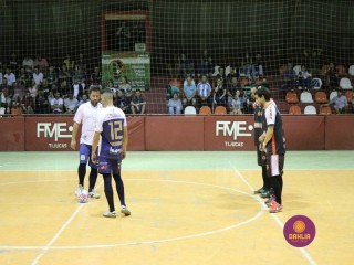 
<a style='margin-left: 5px;' class='btn btn-xs btn-social btn-facebook' href='https://www.facebook.com/sharer/sharer.php?u=https://ko-boladovale.web.getmuller.com.br/imgs/800-800-90/conteudo/fotos/1331/img1649.jpg' rel='popup' data-width='500' data-height='400'><i class='fa fa-facebook'></i>Compartilhar <span class='hidden-xs'>no Facebook</span>
</a> 
<a class='btn btn-default btn-xs' target='_blank' href='imgs/800-800-90/conteudo/fotos/1331/img1649.jpg'>
<span class='glyphicon glyphicon-cloud-download'></span> Salvar
</a> 
<span></span>