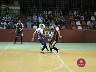 
<a style='margin-left: 5px;' class='btn btn-xs btn-social btn-facebook' href='https://www.facebook.com/sharer/sharer.php?u=https://ko-boladovale.web.getmuller.com.br/imgs/800-800-90/conteudo/fotos/1331/img1661.jpg' rel='popup' data-width='500' data-height='400'><i class='fa fa-facebook'></i>Compartilhar <span class='hidden-xs'>no Facebook</span>
</a> 
<a class='btn btn-default btn-xs' target='_blank' href='imgs/800-800-90/conteudo/fotos/1331/img1661.jpg'>
<span class='glyphicon glyphicon-cloud-download'></span> Salvar
</a> 
<span></span>