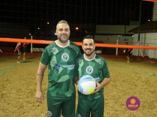 
<a style='margin-left: 5px;' class='btn btn-xs btn-social btn-facebook' href='https://www.facebook.com/sharer/sharer.php?u=https://ko-boladovale.web.getmuller.com.br/imgs/800-800-90/conteudo/fotos/1332/img2127.jpg' rel='popup' data-width='500' data-height='400'><i class='fa fa-facebook'></i>Compartilhar <span class='hidden-xs'>no Facebook</span>
</a> 
<a class='btn btn-default btn-xs' target='_blank' href='imgs/800-800-90/conteudo/fotos/1332/img2127.jpg'>
<span class='glyphicon glyphicon-cloud-download'></span> Salvar
</a> 
<span></span>